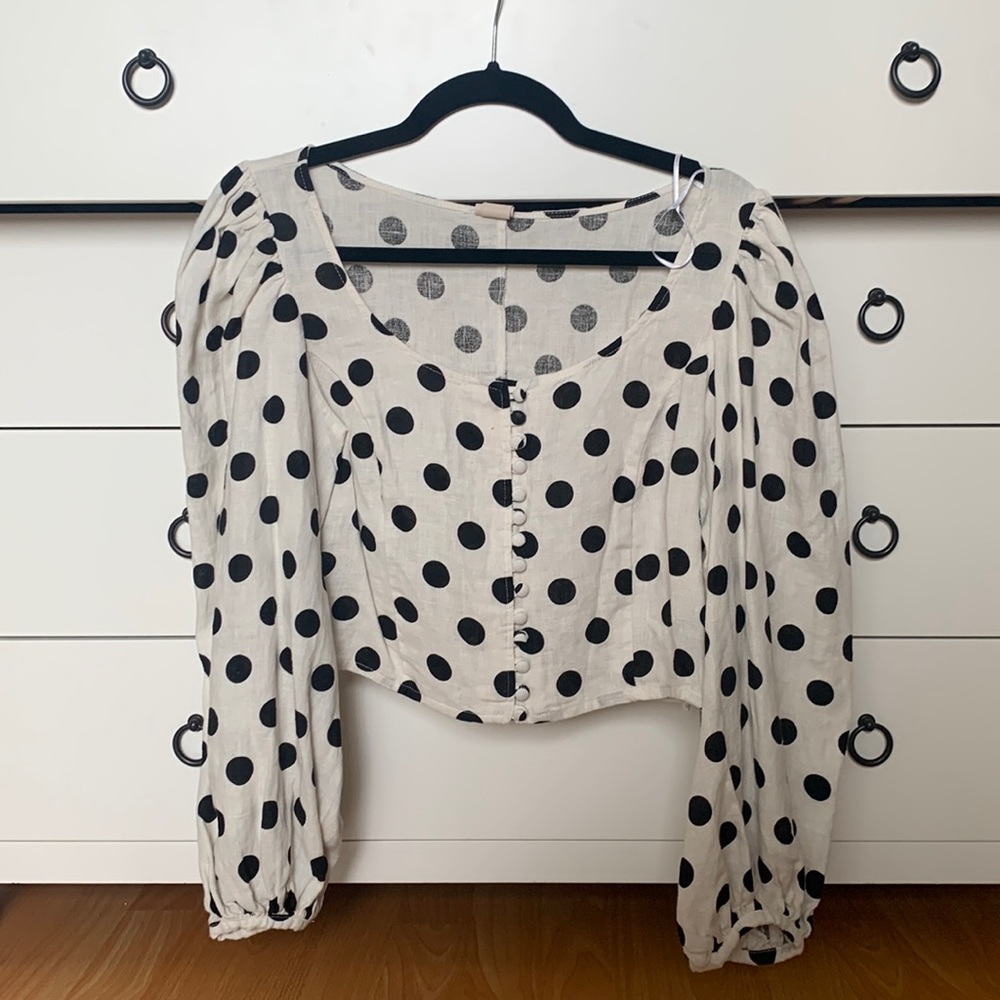 Super cute polka dot shirt